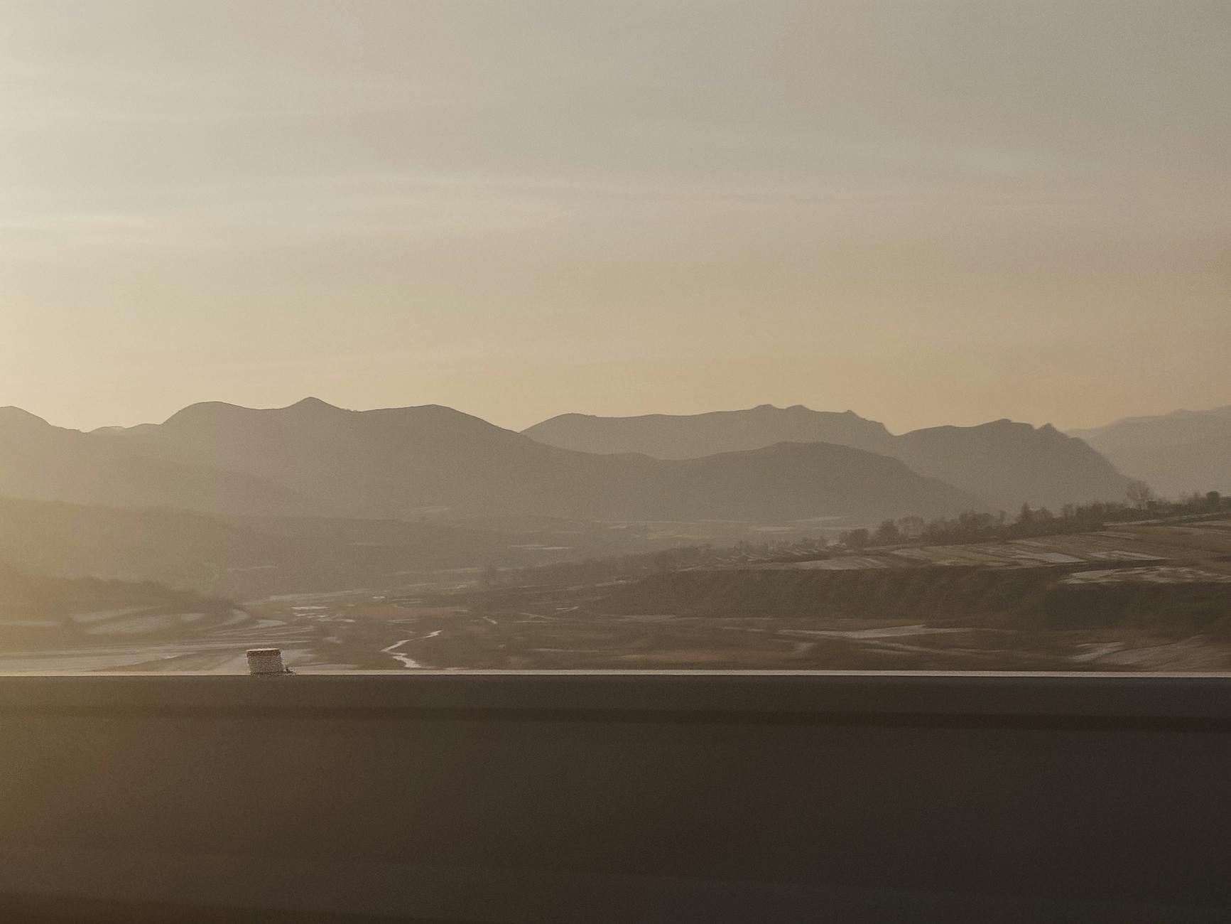 How Does Early Morning Travel Compare to Late Evening Departures?