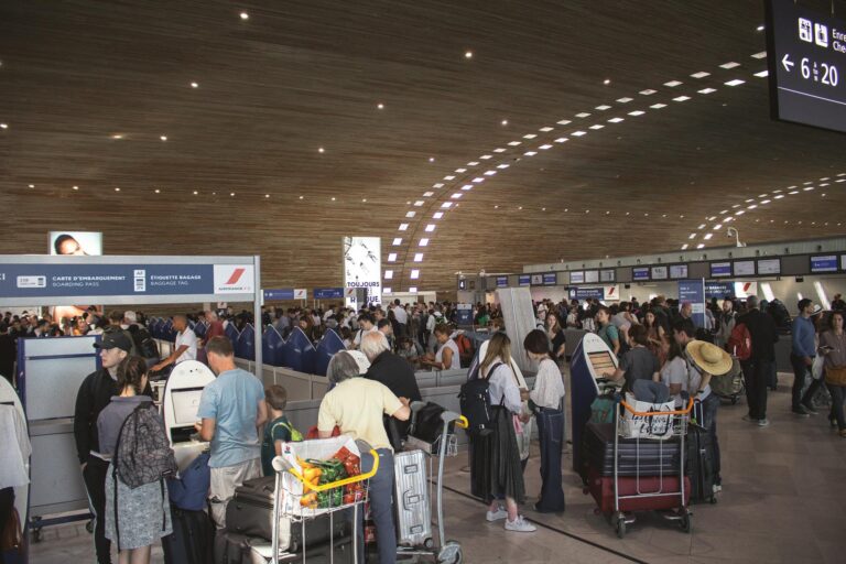How Long Are Security Lines at Newark Liberty International Airport Right Now - Featured image