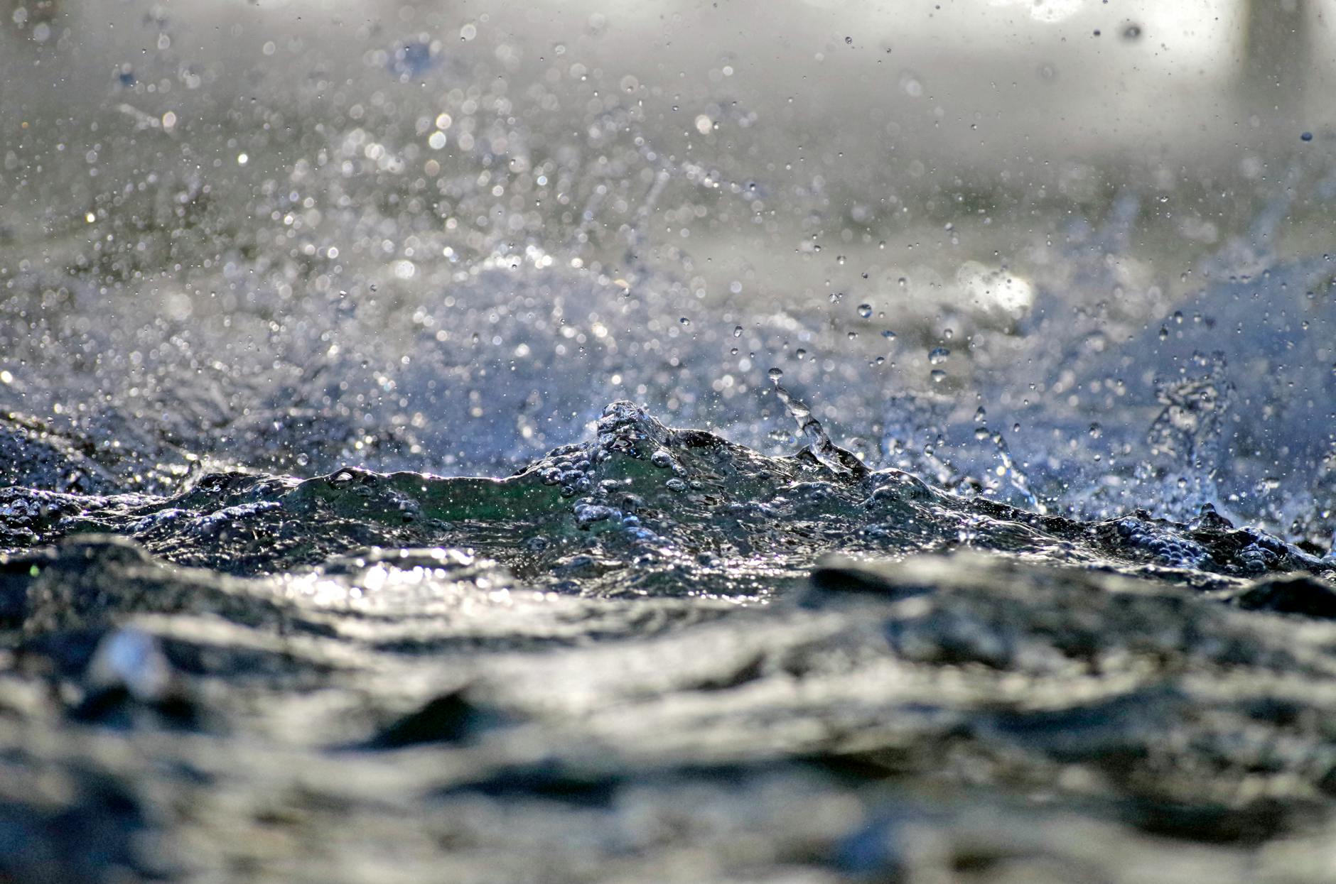 What Are the Current Average TSA Wait Times at Miami International Airport?