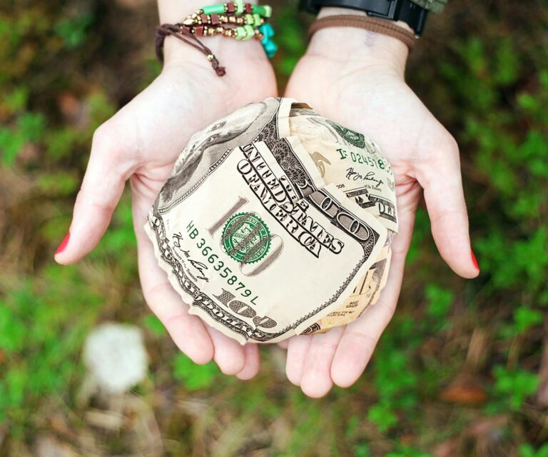$900 Million in Unclaimed Money Is Being Held by the Louisiana State Treasurer - Featured image