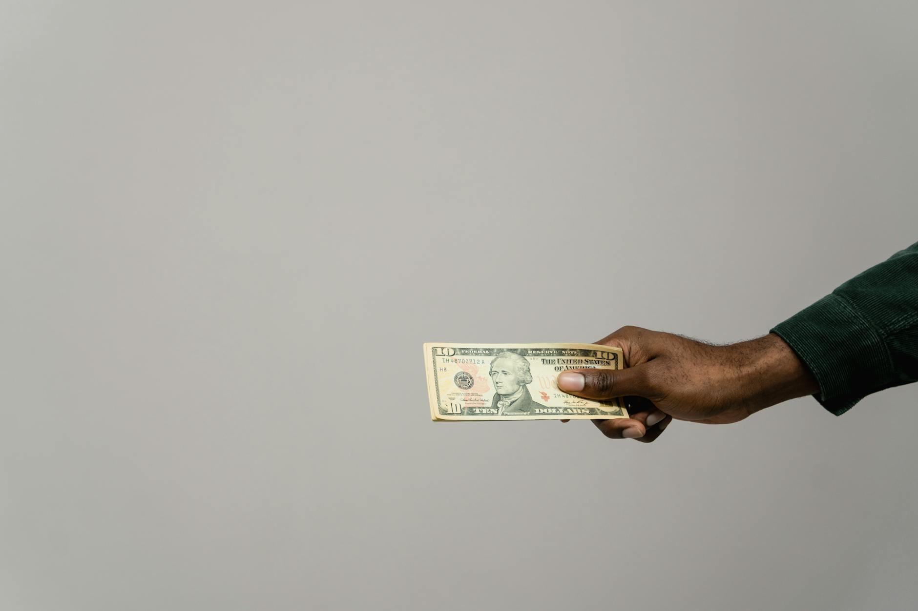Common Fraud Red Flags and Scams Targeting Unclaimed Money