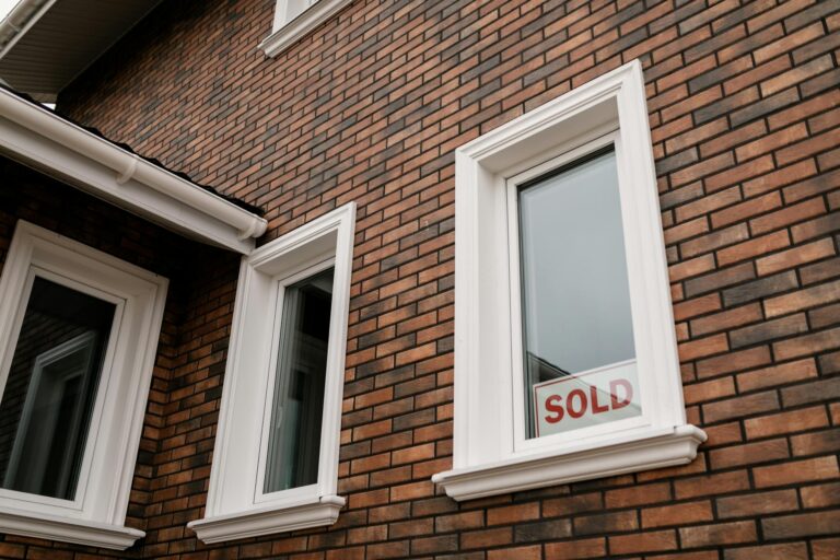 He Found 7 Unclaimed Properties in His Name Across 4 States Worth a Combined $3,200 - Featured image