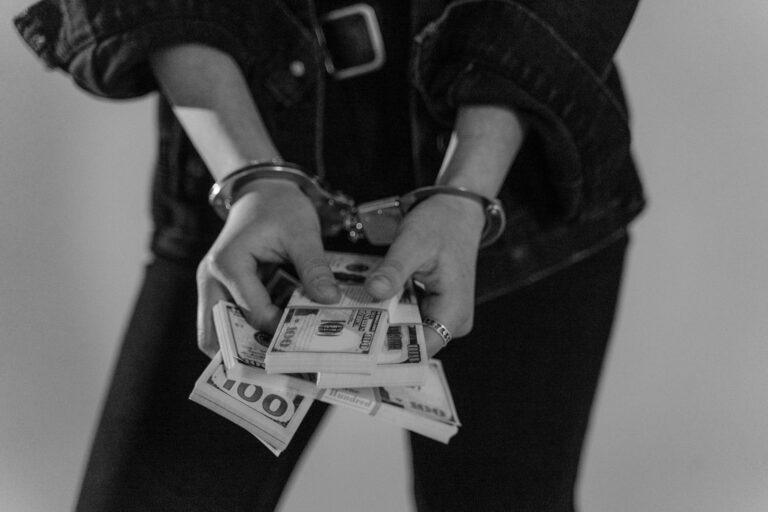 How Local Police Departments Handle Unclaimed Property and Lost Items - Featured image